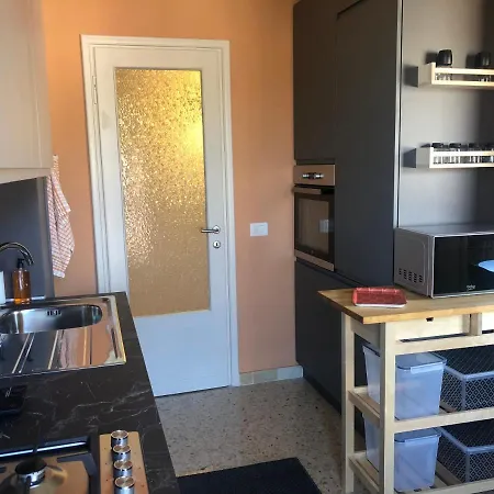 Attico Spazio Luce 아파트 *